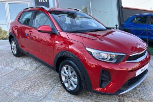 Kia-Stonic-etoimoparadota-(1)