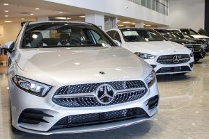 Mercedes-Benz-Showroom