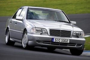 Mercedes-C-Class-1993-(11)