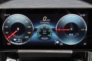 Mercedes-EQA-250+-(13)