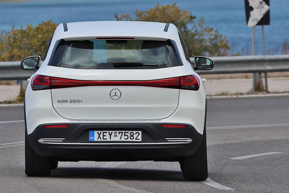 https://autogreeknews.gr/wp-content/uploads/2023/05/Mercedes-EQA-250-8.jpg