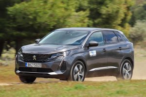 Peugeot-3008-kinisi