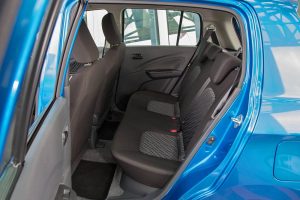 Suzuki-Celerio-2015-(6)