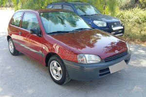 Toyota-Starlet-1998-(2)