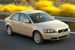 Volvo-S40-MK2-(1)