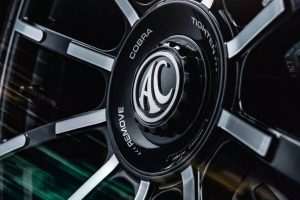 ac-cobra-gt-roadster-center-hub-cap-rim-1024×682