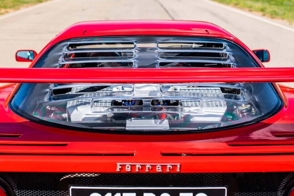 https://autogreeknews.gr/wp-content/uploads/2023/05/alain-prost-s-ferrari-f40-up-for-auction-11.jpg
