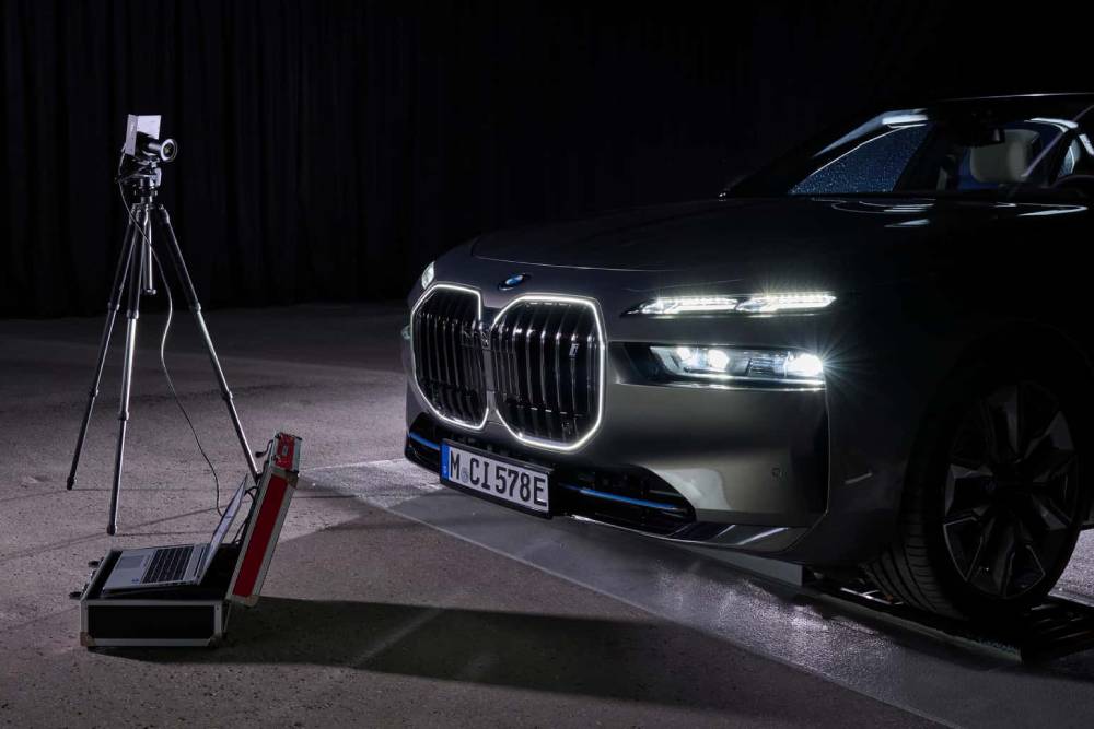 https://autogreeknews.gr/wp-content/uploads/2023/05/bmw-light-channel-next-6.jpg