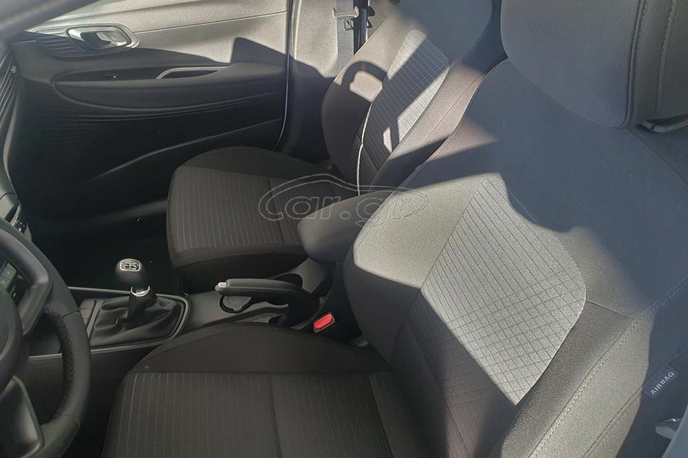 https://autogreeknews.gr/wp-content/uploads/2023/05/etoimoparadota-Hyundai-i20-5.jpg