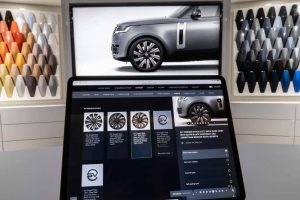 land-rover-range-rover-sv-bespoke-service (1)