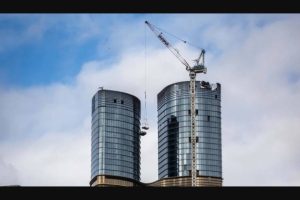 mclaren senna craned into penthouse 04