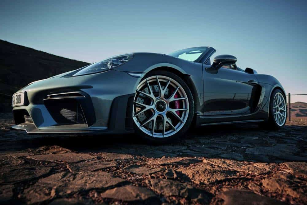 https://autogreeknews.gr/wp-content/uploads/2023/05/porsche-718-spyder-rs-1.jpg