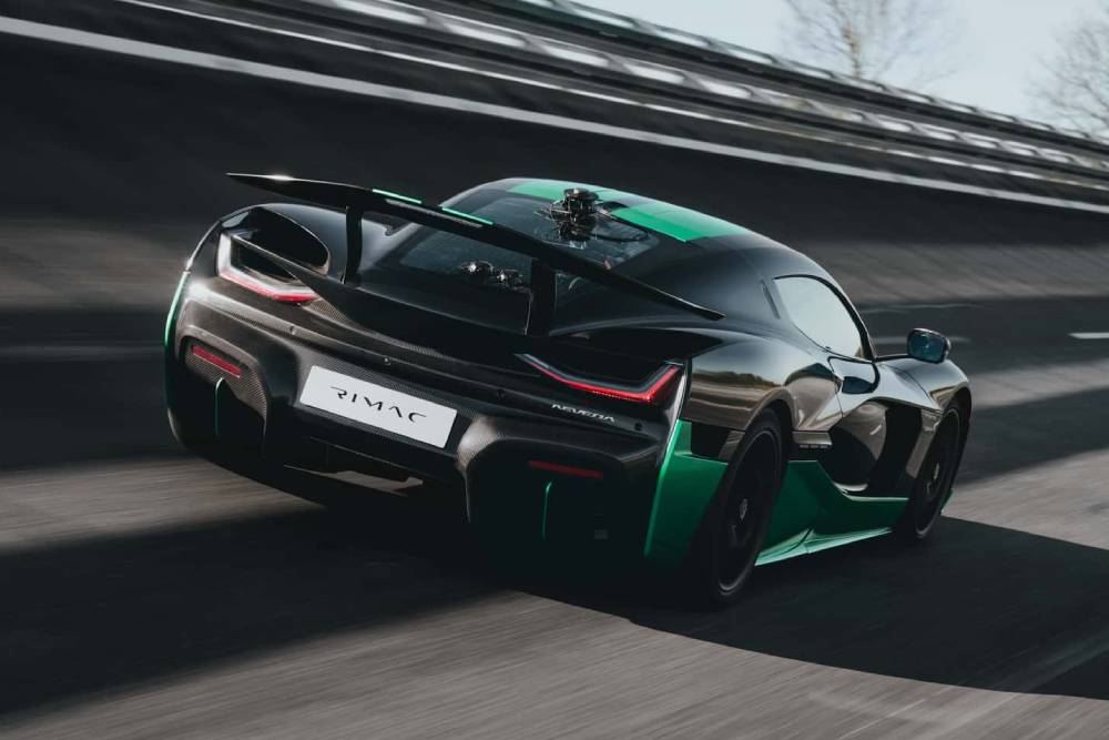 https://autogreeknews.gr/wp-content/uploads/2023/05/rimac-nevera-sets-23-records-at-the-automotive-tes-2.jpg