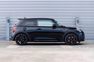 the-2024-mini-jcw-1to6-special-edition-may-be-mini (9)