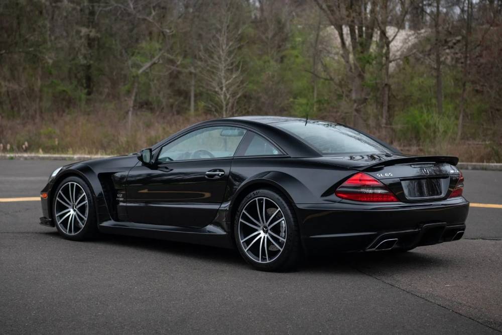 https://autogreeknews.gr/wp-content/uploads/2023/05/this-2009-mercedes-sl65-black-series-is-amg-lunacy-2.jpg
