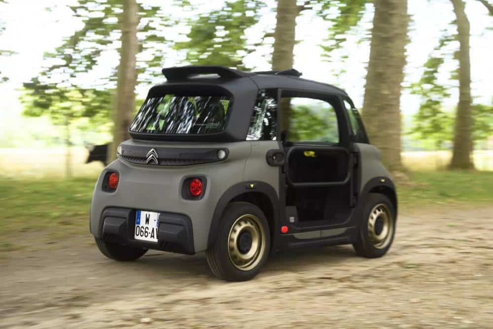 https://autogreeknews.gr/wp-content/uploads/2023/06/2023-Citroen-My-Ami-Buggy-6-2048x1366-1.jpg