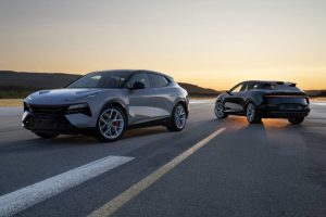 2023-lotus-eletre-super-crossover-launches-in-euro (5)