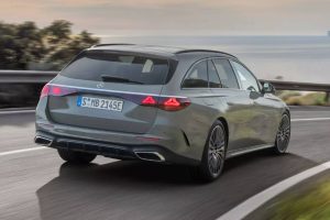 2024-Mercedes-E-Class-wagon-estate-00009