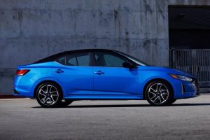 2024-Nissan-Sentra-SR-29