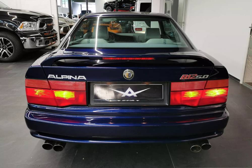 https://autogreeknews.gr/wp-content/uploads/2023/06/Alpina-B12-5-5.jpg