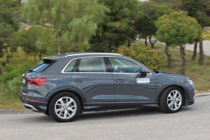 Audi-Q3-35-TFSI-S-tronic-(10)