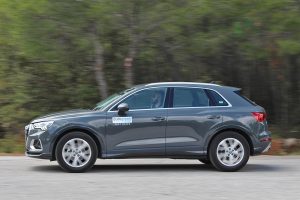 Audi-Q3-35-TFSI-S-tronic-(2)