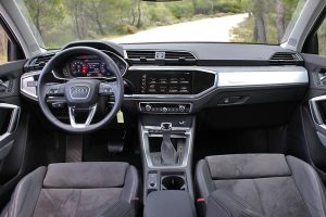 Audi-Q3-35-TFSI-S-tronic-(3)