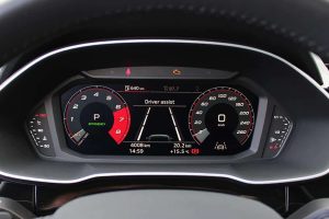 Audi-Q3-35-TFSI-S-tronic-(6)