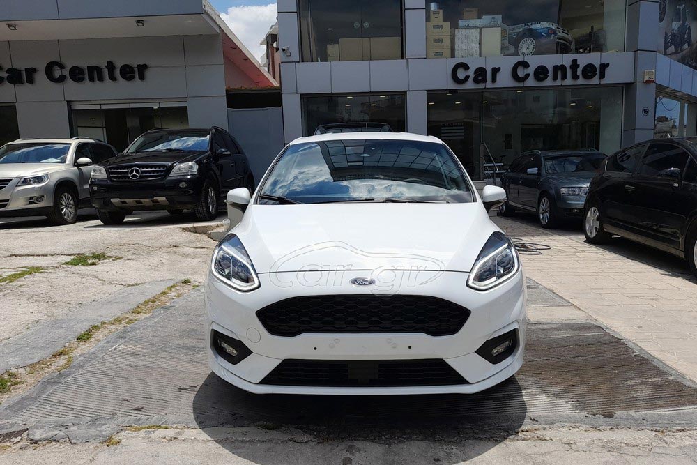 https://autogreeknews.gr/wp-content/uploads/2023/06/Ford-Fiesta-ST-Line-van-4.jpg