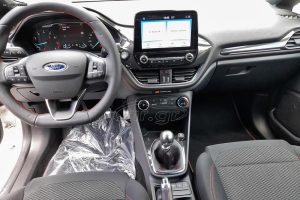 Ford-Fiesta-ST-Line-van-(6)