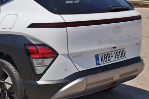 Hyundai Kona Hybrid 2023 (3)