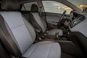 Hyundai-i20-2015-front-seats