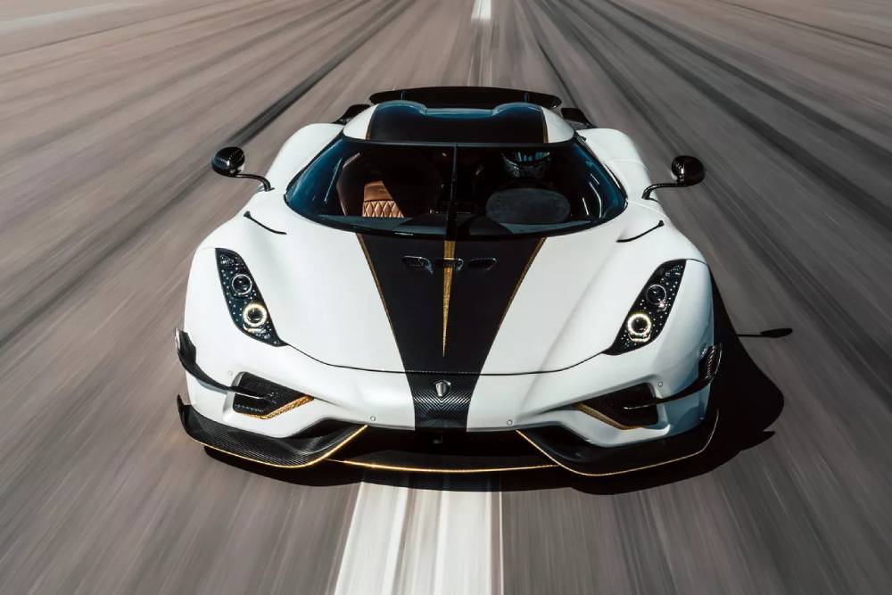 https://autogreeknews.gr/wp-content/uploads/2023/06/Koengsegg-Regera-New-Record-2.jpg