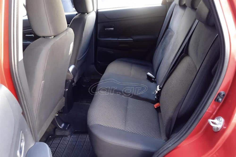 https://autogreeknews.gr/wp-content/uploads/2023/06/Mitsubishi-ASX-2017-5.jpg
