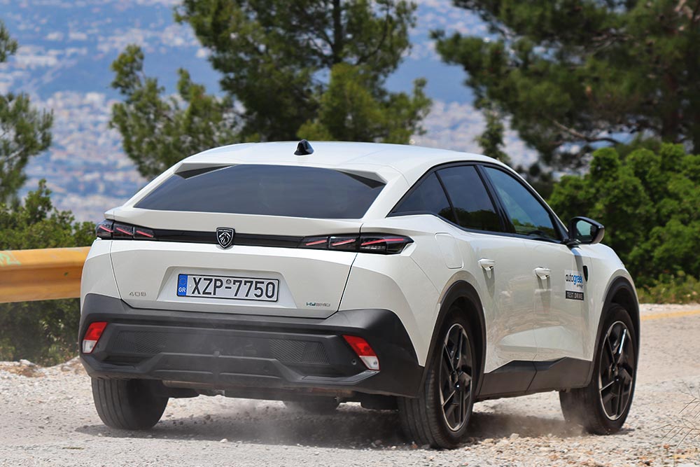 https://autogreeknews.gr/wp-content/uploads/2023/06/Peugeot-408-PHEV-225-HP-17.jpg