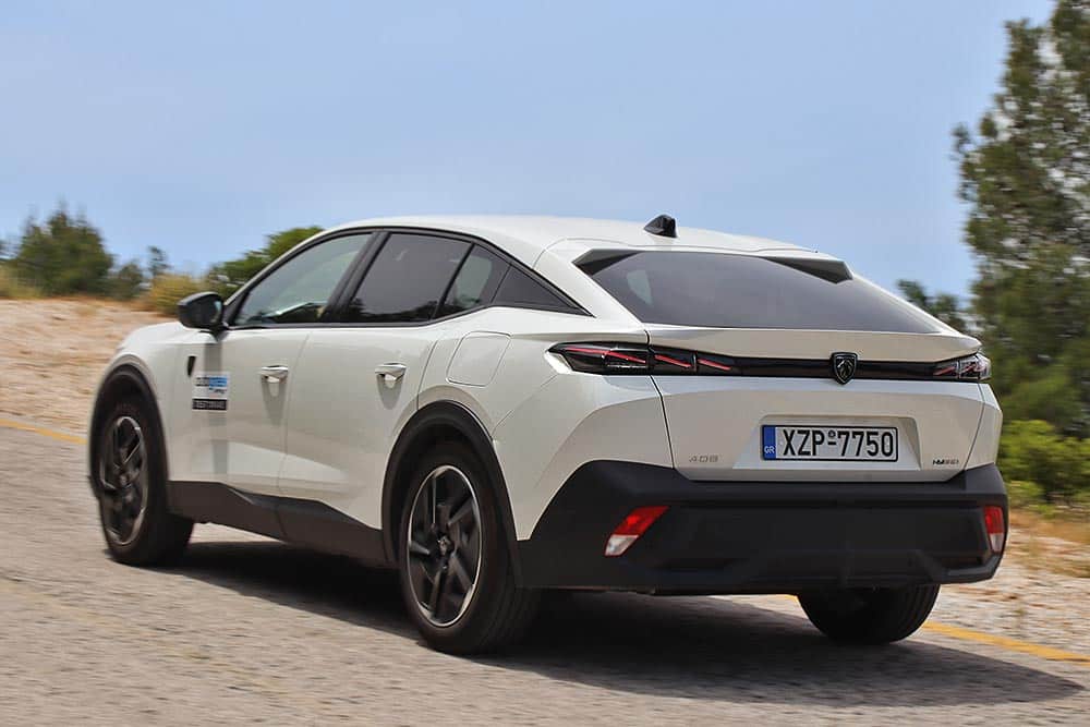 https://autogreeknews.gr/wp-content/uploads/2023/06/Peugeot-408-PHEV-225-HP-2.jpg