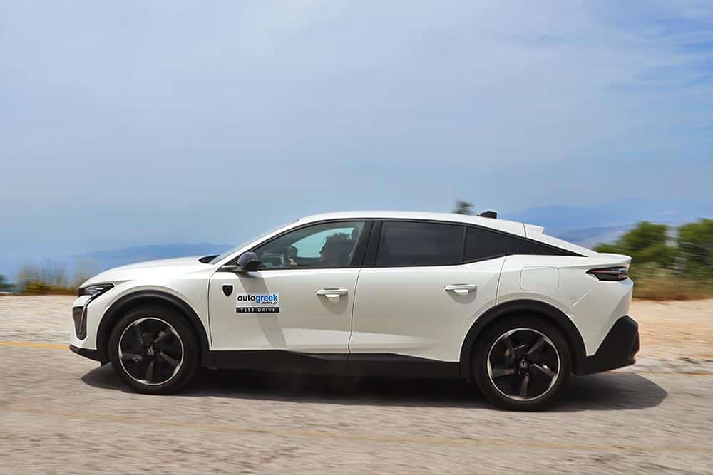 https://autogreeknews.gr/wp-content/uploads/2023/06/Peugeot-408-PHEV-225-HP-3.jpg