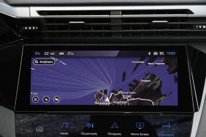 Peugeot 408 PHEV 225 HP (32)