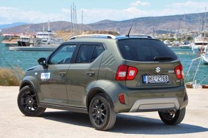 Suzuki-Ignis-1.2-Hybrid-static-rear