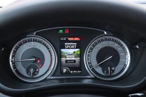 Suzuki S-Cross Strong Hybrid (16)