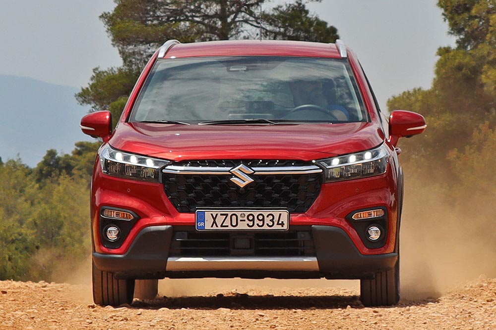 https://autogreeknews.gr/wp-content/uploads/2023/06/Suzuki-S-Cross-Strong-Hybrid-4.jpg