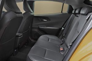 Toyota-Prius-2022-(3)