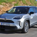 Toyota-Yaris-Cross-dynamic