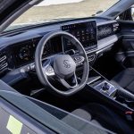 VW-Tiguan-2023-interior