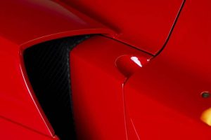 fernando-alonso-s-scocca-no1-ferrari-enzo-heads-to (13)