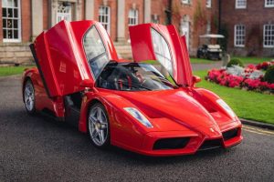 fernando-alonso-s-scocca-no1-ferrari-enzo-heads-to (9)