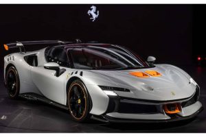 ferrari-sf90-xx-stradale-bianco-artico