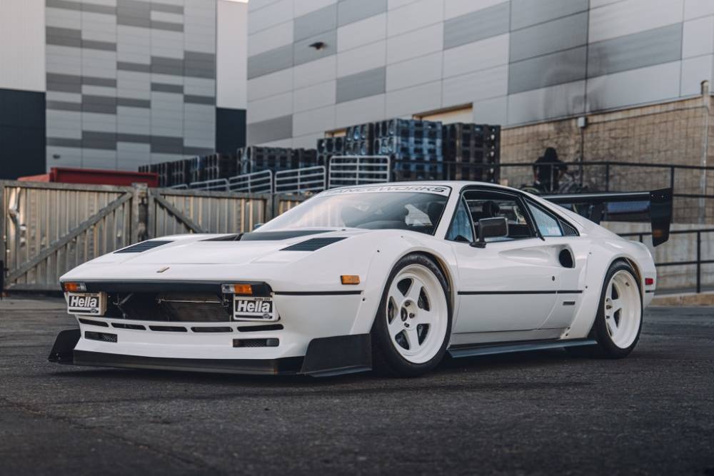 https://autogreeknews.gr/wp-content/uploads/2023/06/honda-swapped-ferrari-308.jpg