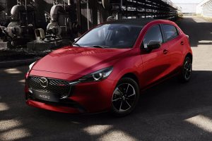mazda2-2023-(7)