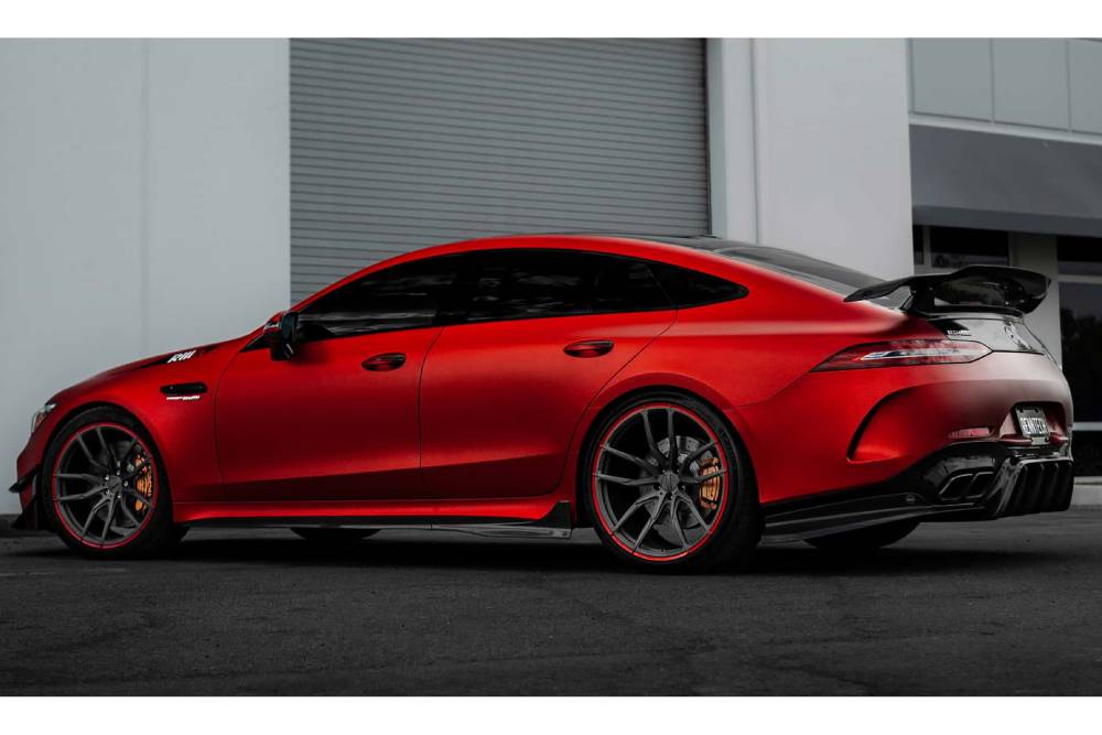 https://autogreeknews.gr/wp-content/uploads/2023/06/renntech-riiix-mercedes-amg-gt63-4-door-coupe-3.jpg